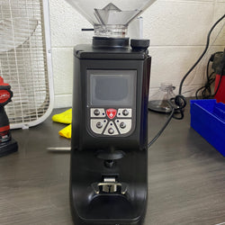 OPEN BOX Eureka Atom Specialty 75 Espresso Grinder - Black - S#EAT75E11U80E