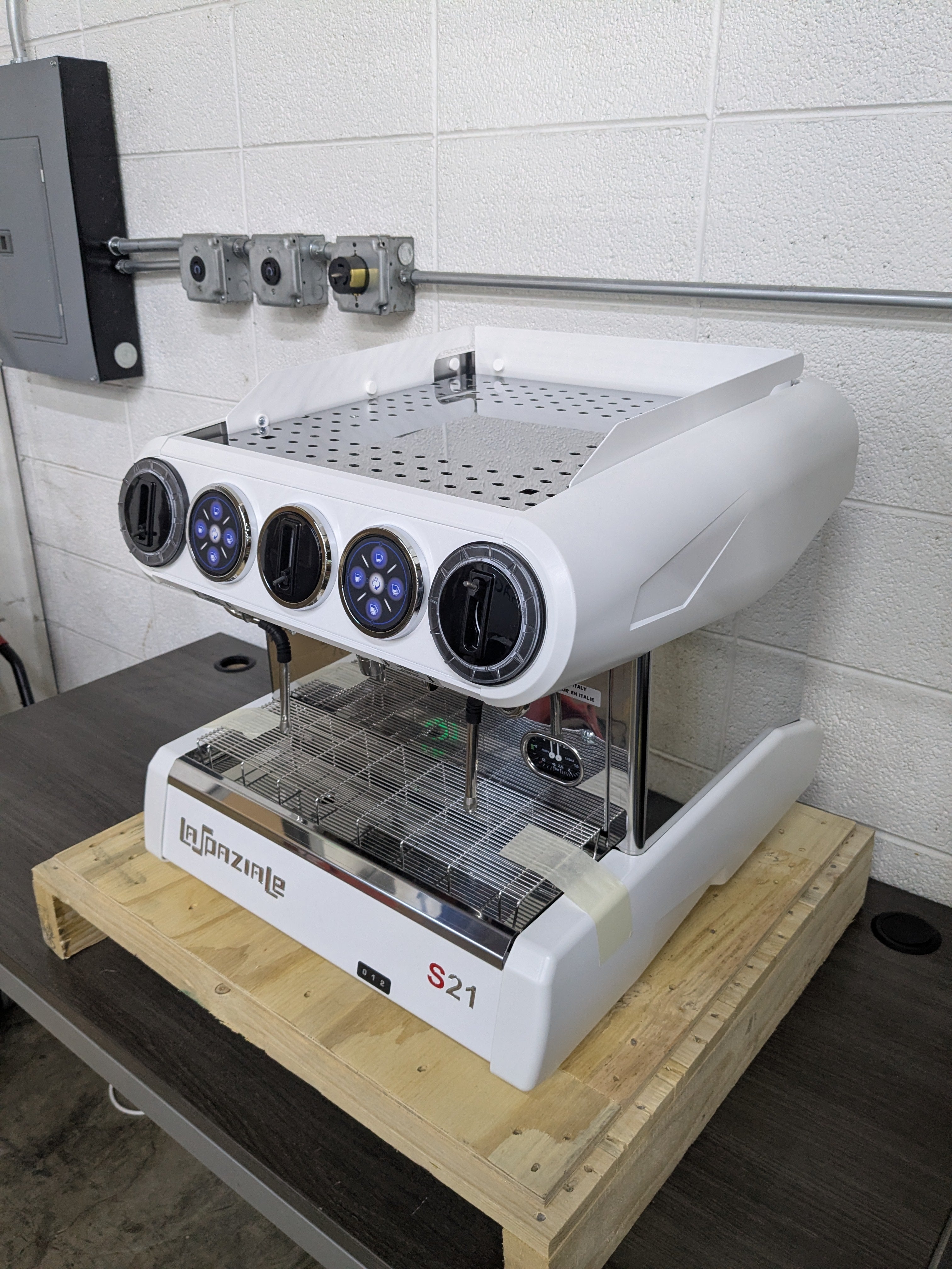 OPEN BOX: La Spaziale S21 EK Spazio Compact 2 Group 110V - White - Commercial Espresso Machine